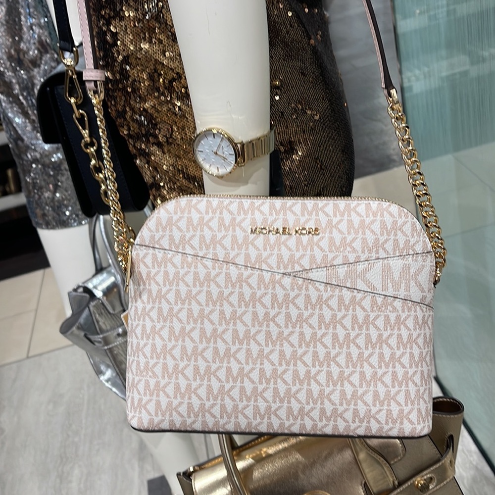 MICHAEL KORS Jet Set Medium Logo Dome Satchel Crossbody
Optic Whit/Rose Gold
NWT - Picture 14 of 16
